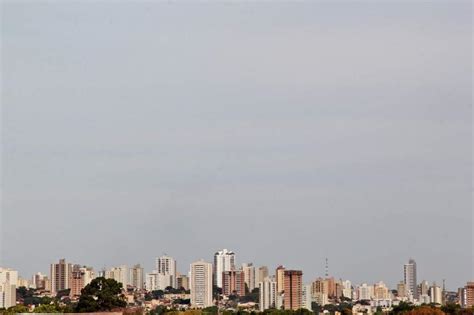 Domingo tem previsão de pancadas de chuva isoladas à tarde Meio