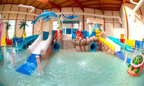 Indoor Waterpark for Families at Grand Marquis Waterpark Hotel