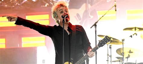 Green Day Sorprende A Sus Seguidores Al Dar Un Concierto Sorpresa En Un