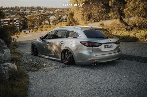 Stanced Mazda 6 Wagon