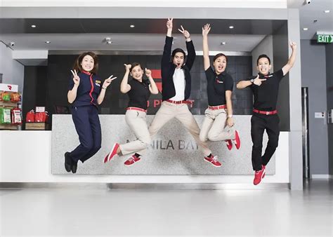 red planet manila bay hotel   hour business centre