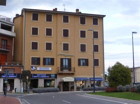 Hotel Centrale In Unione Dei Comuni Valdichiana Senese 2023 Updated