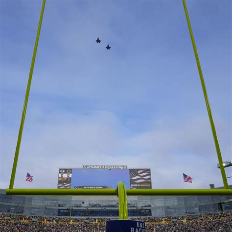 Paige Spiranac Leaves Golf Fans Speechless Over Lingerie Selfie The Spun