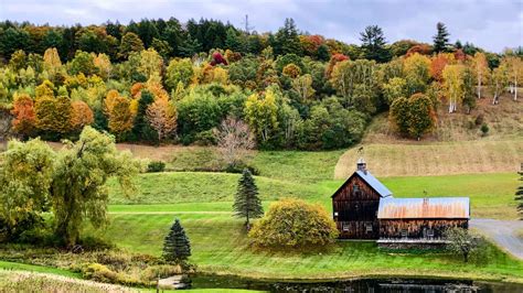 A Fall Guide To Woodstock Vermont Compass Roam