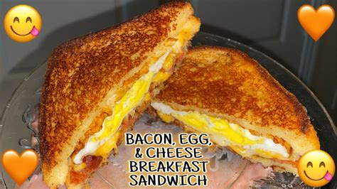 Bacon Fried Egg And Cheese Breakfast Sandwich Tutorial😋 Super Easy And Delicious