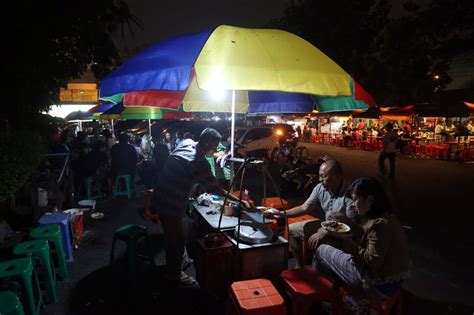 Ini 7 Tempat Kuliner Malam Di Jakarta Yang Wajib Dicoba