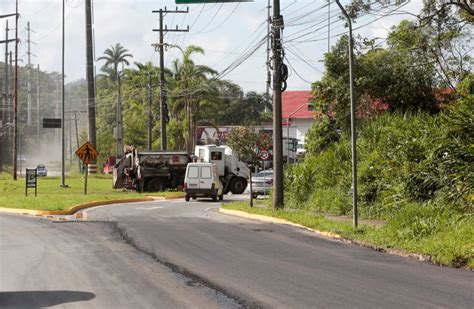 Joinville D Largada Requalifica O Asf Ltica De Importante Rua Da