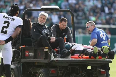 Eagles Defensive End Josh Sweat Carted Off Field With Neck Injury