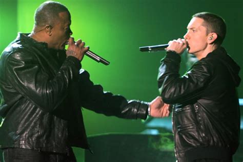 Eminem, Dr. Dre, Rihanna Deliver Hot Grammy Awards Performance