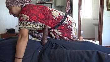 Esposa Musulmana Turca Madura Chupa Una Gran Polla Negra XVIDEOS