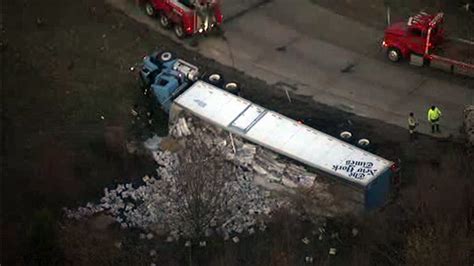 Overturned Tractor Trailer Blocks I 76 Ramp In King Of Prussia Abc7