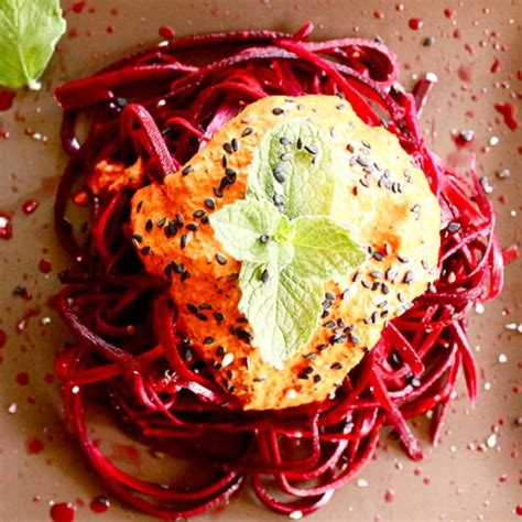 Spaghetti Di Carote Rosse Con Salsa Cruda Ricetta Oreegano