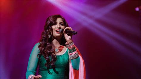 7 Best Shreya Ghoshal's Songs Lyrics