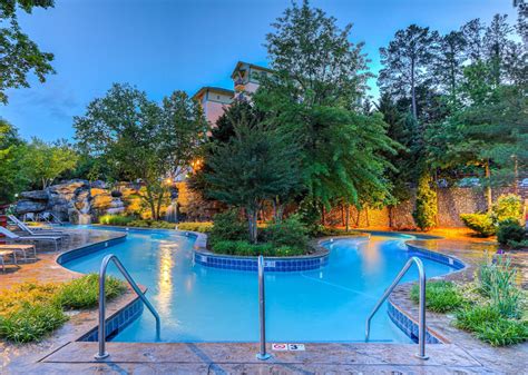 Luxury Condos in Pigeon Forge, Tennessee | RiverStone Resort & Spa