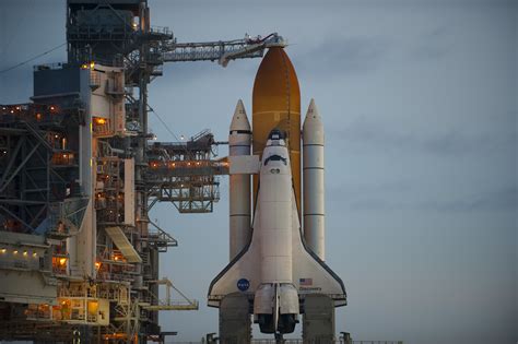 ESA - Space Shuttle Discovery on the launch pad