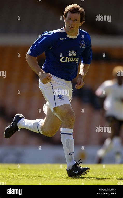 Soccer - Friendly - Port Vale v Everton - Vale Park. Kevin Kilbane ...