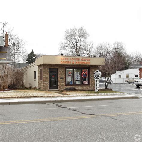 1270 S Main St, Plymouth, MI 48170 - The Town Locksmith | LoopNet