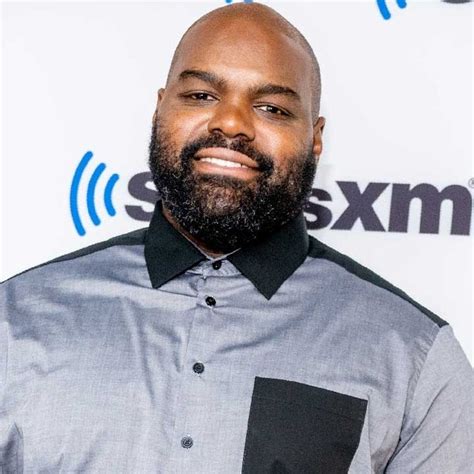 Michael Oher - Exclusive Interviews, Pictures & More | Entertainment ...