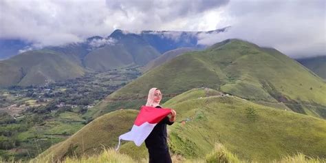 Inilah Destinasi Wisata Camping Hits Dengan View Danau Toba Yang Wajib