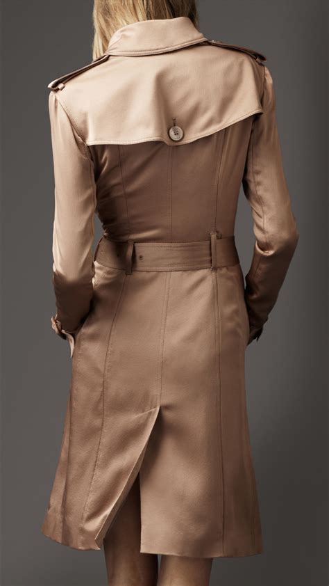 Lyst Burberry Silk Satin Trench Coat In Natural