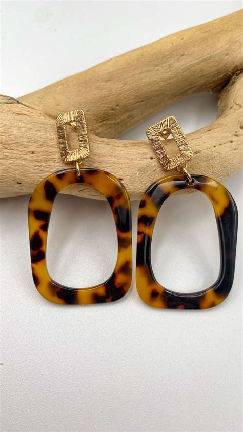 Boucle d oreilles rectangle motif léopard Pemba