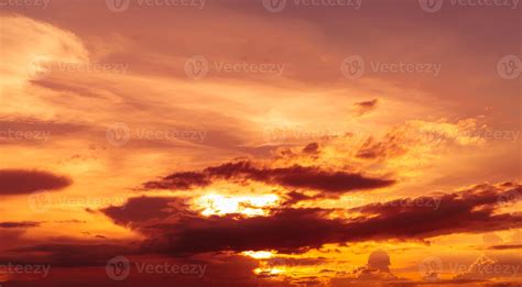 Beautiful Sunset Sky Golden Sunset Sky With Beautiful Pattern Of