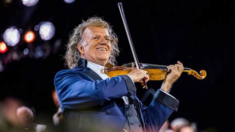 André Rieu Llega A Sudamérica Cómo Son Los Deslumbrantes Shows Con Los Que El Rey Del Vals