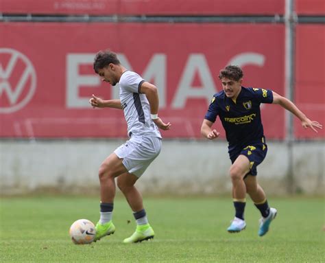 Sub 19 Infelizes Na Receção Ao Fc Famalicão Fc Vizela