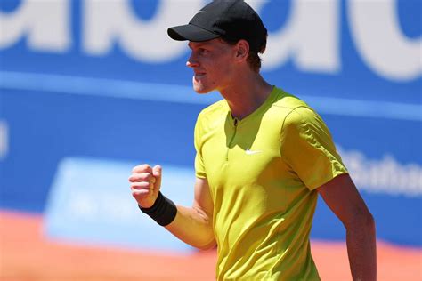 Tennis Tracker Sinner E Tsitsipas Avanti A Barcellona Li Seguono