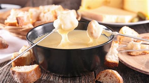 Receta De Fondue Suiza De Queso