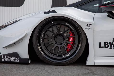 LB Silhouette WORKS GT Lamborghini Huracán Liberty Walk リバティーウォーク