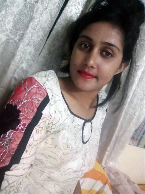 Desi Girl Nude Selfie Pics Desi Pics Hd Sd Masaladesi