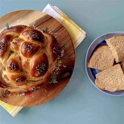 Perfect Whole Wheat Challah Kosher