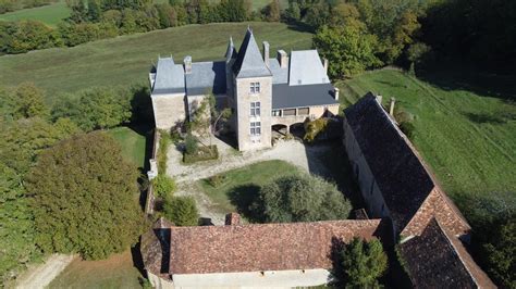 Beaux Villages Immobilier Magnifique château du 16 siècle avec grange