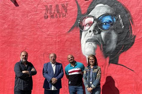 El Artista Onubense Manomatic Trabaja En Un Nuevo Mural En Islantilla