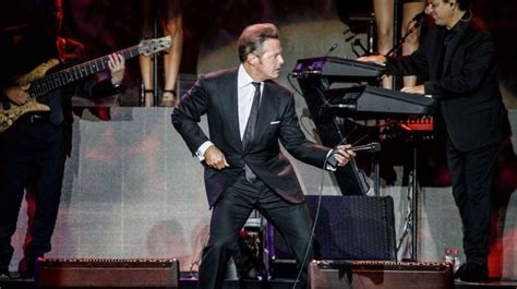 Luis Miguel Volver A Los Escenarios Con Una Gira De Conciertos