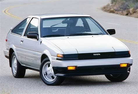 1985 Toyota Corolla Gt S Sport Liftback Ae86 характеристики фото