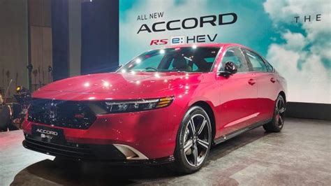 Intip Honda Accord RS E HEV Yang Baru Meluncur Harga Nyaris Rp1 Miliar