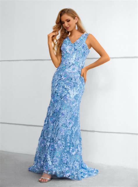 Royal Blue Mermaid Lace V Neck Prom Dress