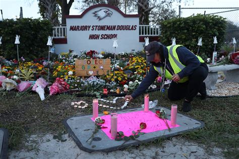 Trump’s Lengthy Parkland Shooting Remembrance Doesn’t Meaningfully Mention Guns The Washington