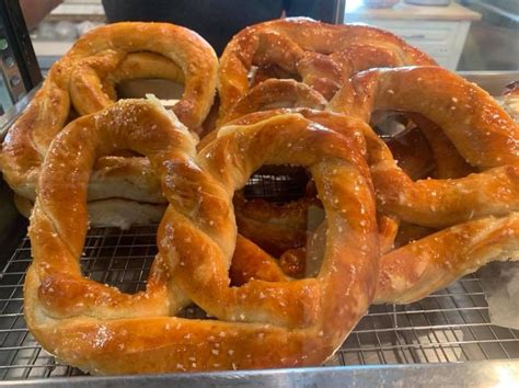 Dutch Country Hand Rolled Soft Pretzels Mount Joy Austin Groff