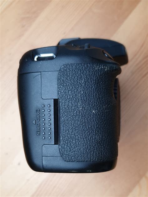 Canon EOS 7D for Sale (EX RENTAL) - Black Dog Camera Hire