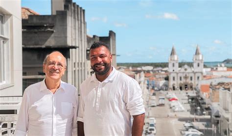 Prefeito eleito de Penedo Ronaldo Lopes anuncia todo secretariado Já