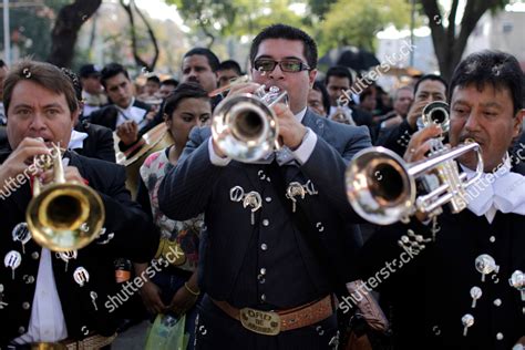 Mariachi Musicians Play Trumpets During Pilgrimage Editorial Stock ...