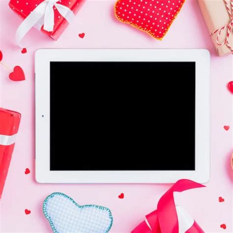 Best Valentine's Day Tech Gifts: Curating the Top Picks