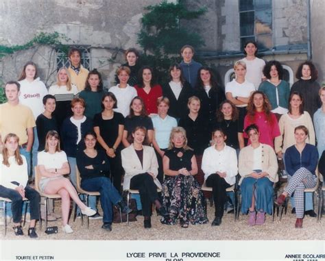 Photo De Classe 1ère Bts Esf De 1998 Lycée Privé La Providence