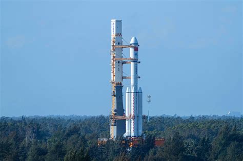 Tianzhou 7 Cargo Spaceship Moved To Launch Tower Chinadaily Cn