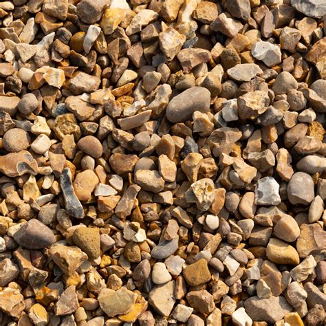 Golden Gravel 20mm Bulk Bag Golden Flint Solent Gold Chippings