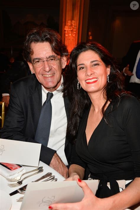 Photo Luc Ferry et sa femme Marie Caroline Becq de Fouquières Dîner