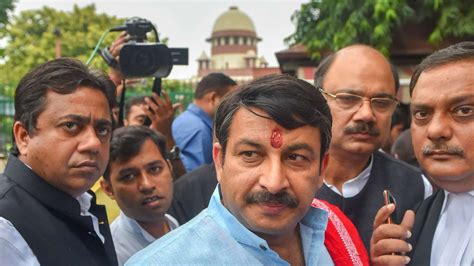 Breaking Seal Of Premises Was A Symbolic Protest Manoj Tiwari To Sc